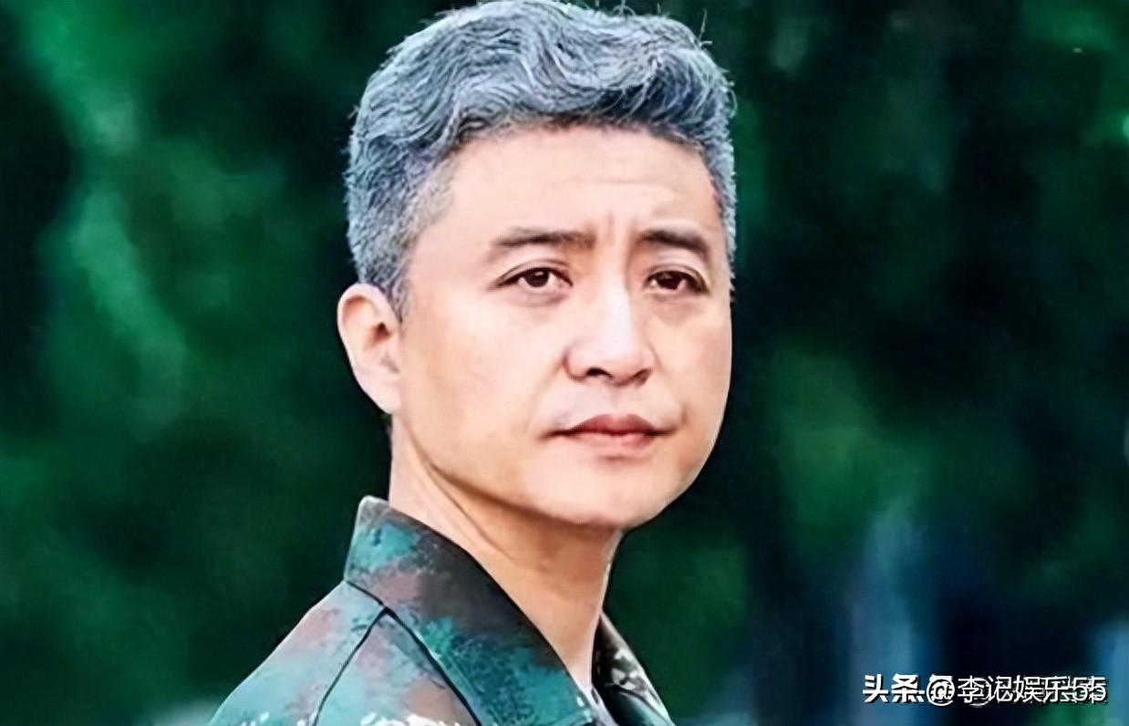 央視資深記者周偉逝世，緬懷杰出新聞工作者的傳奇一生