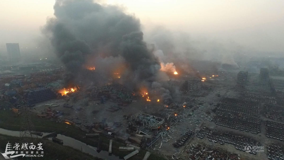 天津?yàn)I海新區(qū)一游輪起火事件紀(jì)實(shí)