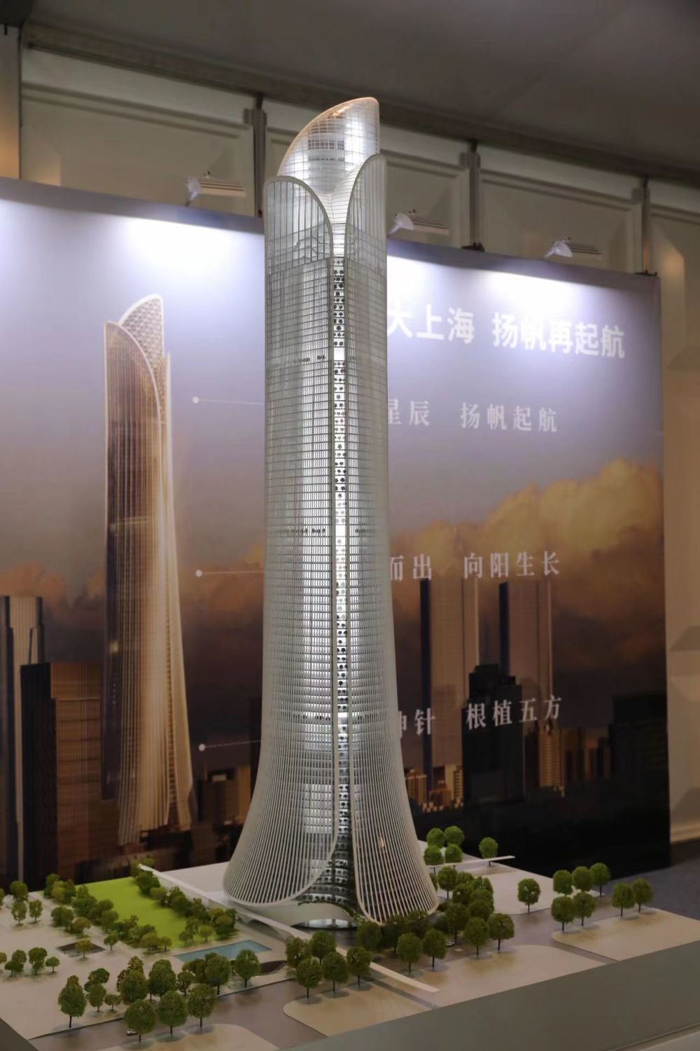 超越東方明珠，浦西新巨塔成為城市新地標