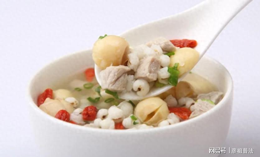 養(yǎng)生食譜，助力清除體內(nèi)濕氣，重塑健康體態(tài)