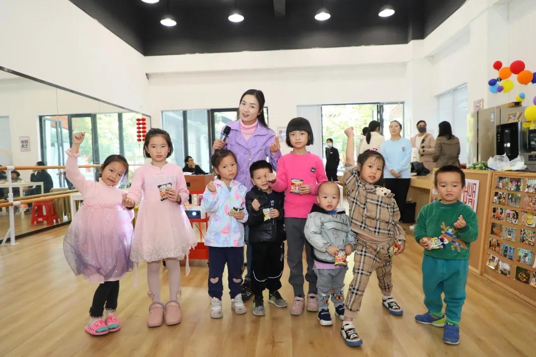 父母如何營造積極的成長氛圍，助力孩子快樂成長之路
