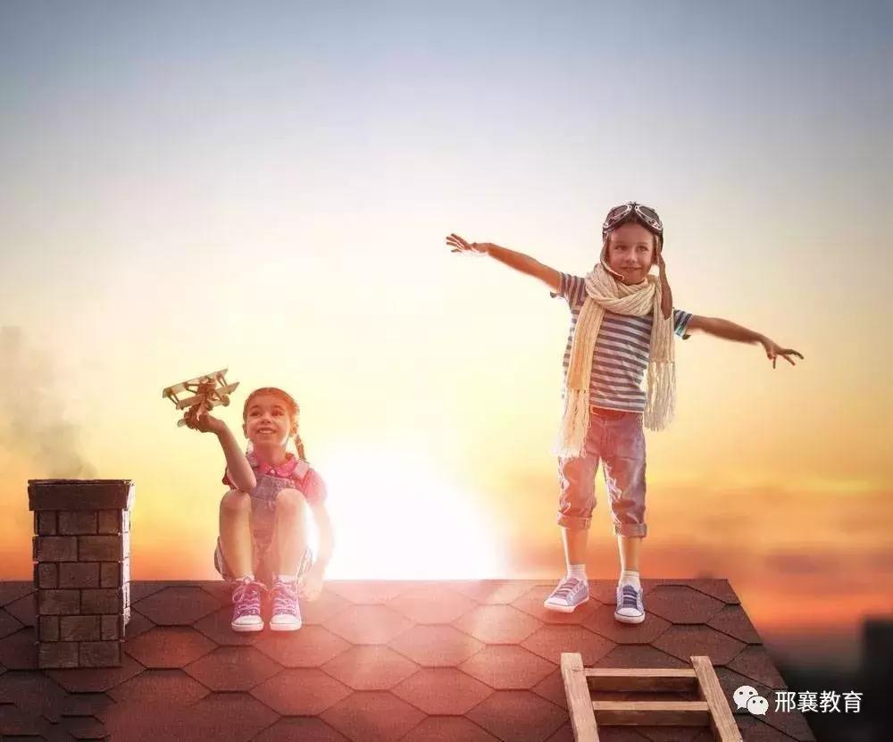 父母如何鼓勵與支持孩子，培養(yǎng)自尊自信的成長之路