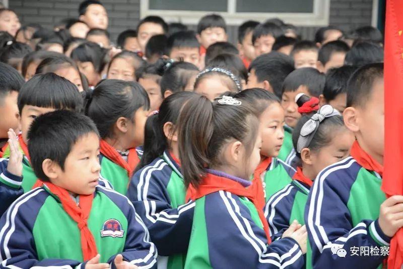 家庭教育，如何培養(yǎng)孩子自我保護(hù)意識(shí)的重要性