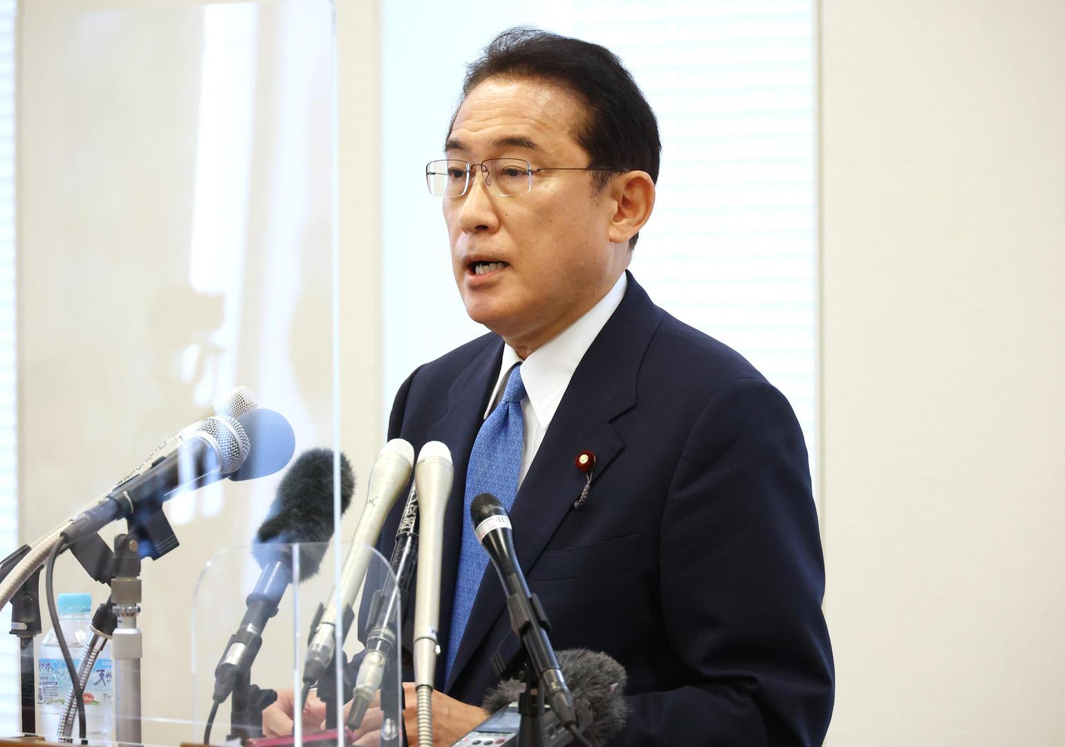 日本首相石破茂遭遇車禍引發(fā)政治震蕩風波