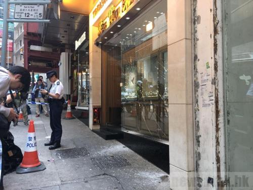 香港愛馬仕店鋪遭三名歹徒瘋狂搶劫，事件真相與社會安全反思