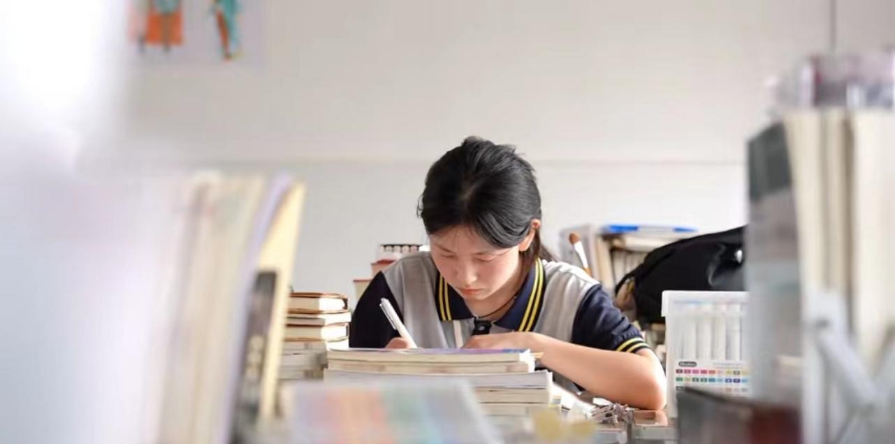 中專生的輝煌之路，被七家企業(yè)追捧的青春傳奇故事
