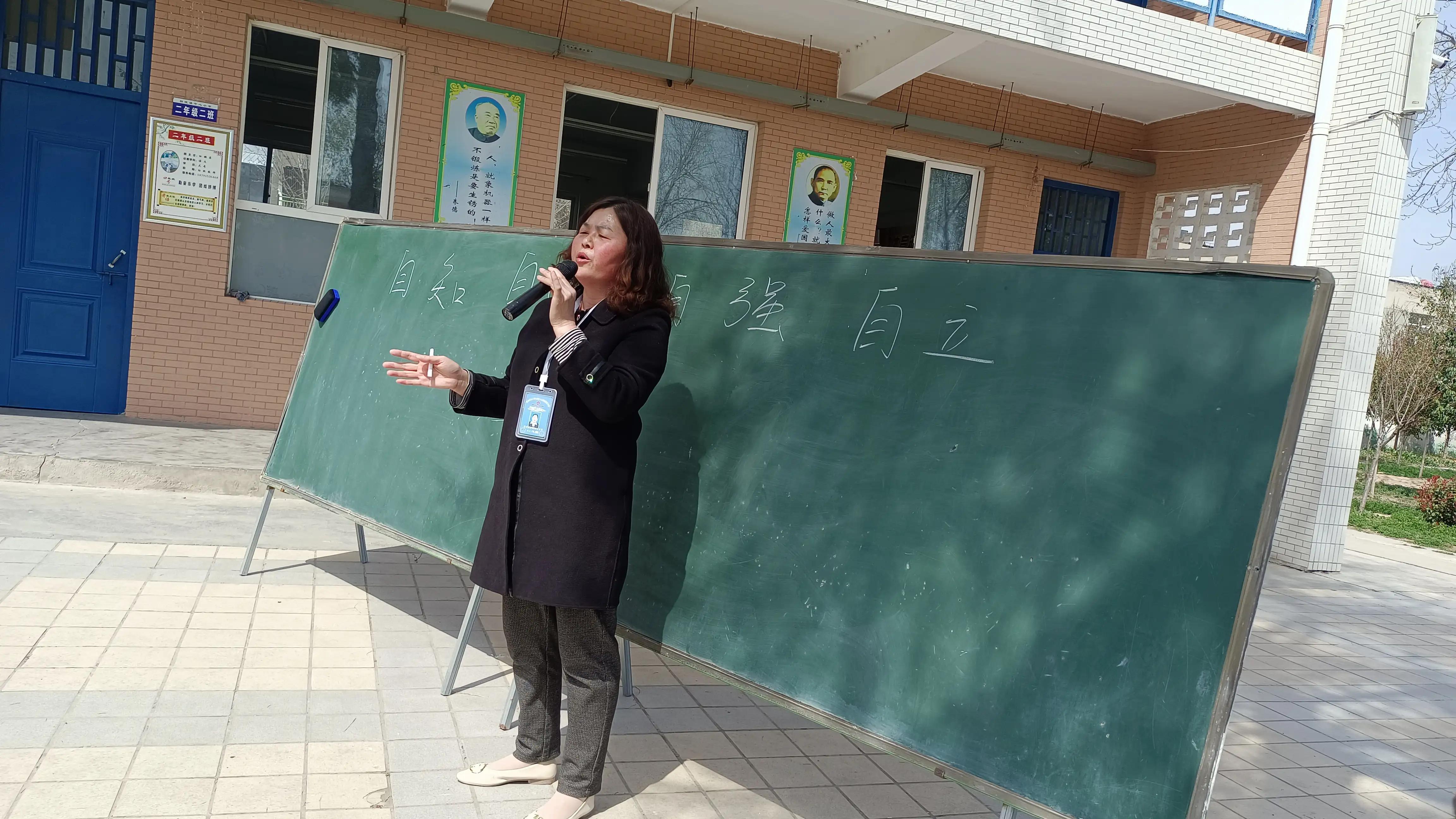 家庭支持在青少年心理健康教育中的關(guān)鍵作用